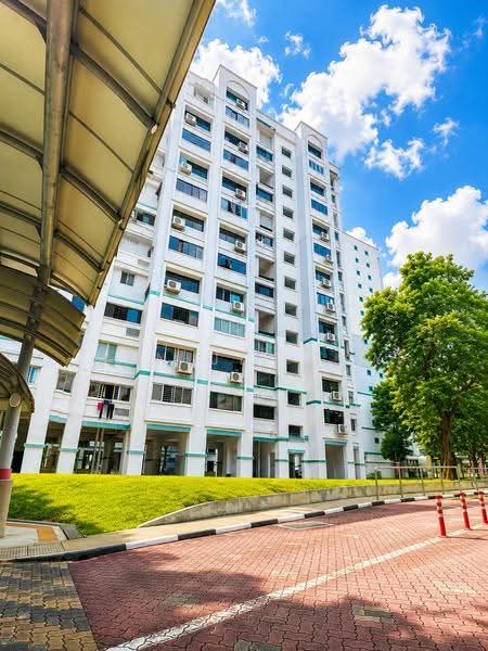 577 Hougang Avenue 4, 577 Hougang Avenue 4, Hougang / Punggol / Sengkang, 4 Bedrooms, 1,507 sqft, HDB Flat For Sale, by Wan Jie Tay, 500090264 - Exterior - PropertyGuru.com.sg