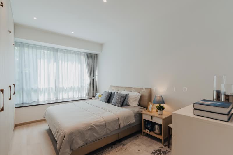 The Raintree Condominium For Sale at S$ 1,500,000 | PropertyGuru Singapore - Master Bedroom