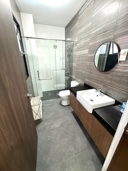 66 Yunnan Crescent, Yunnan Crescent, Room Rental, 180 sqft, Terraced House For Rent, by Sean Ong, 500090284 - Bathroom - PropertyGuru.com.sg