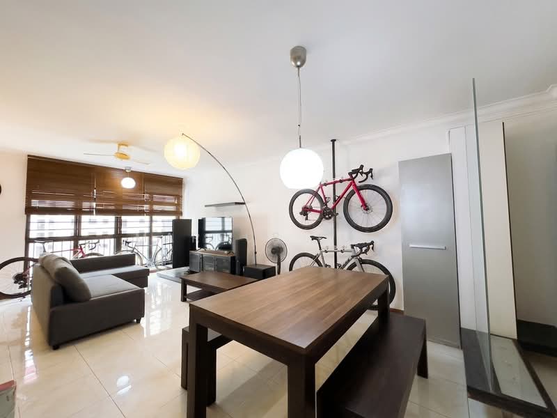 183A Rivervale Crescent HDB Flat For Sale at S$ 630,000 | PropertyGuru Singapore - Living Room