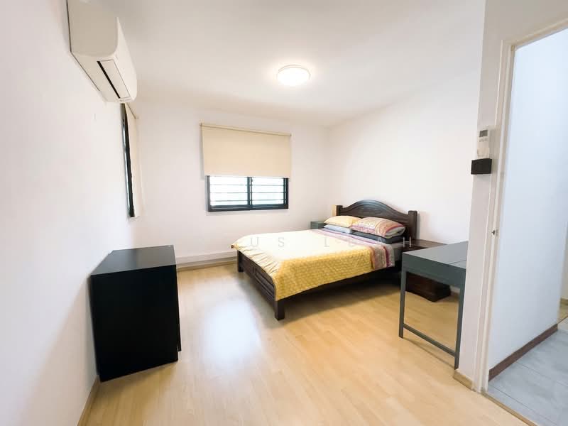 183A Rivervale Crescent HDB Flat For Sale at S$ 630,000 | PropertyGuru Singapore - Bedroom