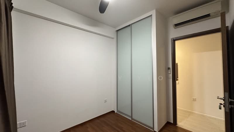 Parc Centros Condominium For Sale at S$ 2,000,000 | PropertyGuru Singapore - Interior