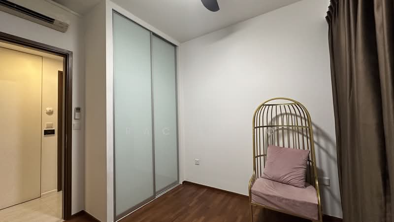 Parc Centros Condominium For Sale at S$ 2,000,000 | PropertyGuru Singapore - Bedroom