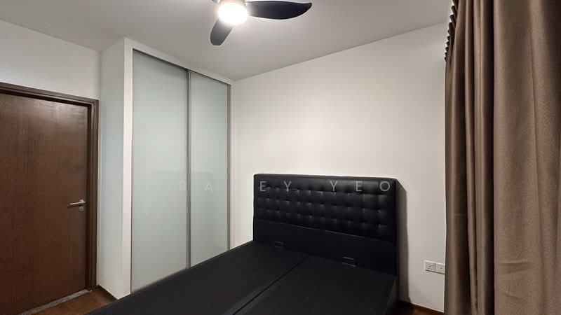 Parc Centros Condominium For Sale at S$ 2,000,000 | PropertyGuru Singapore - Bedroom