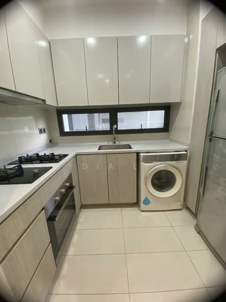 The Wisteria Condominium For Sale at S$ 1,340,000 | PropertyGuru Singapore - Kitchen