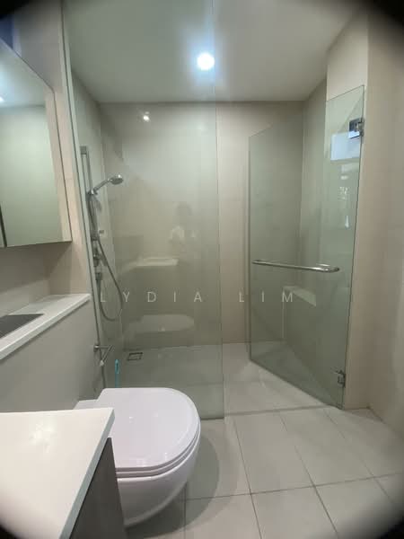 The Wisteria Condominium For Sale at S$ 1,340,000 | PropertyGuru Singapore - Bathroom