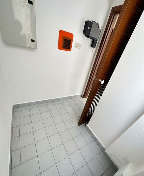 The Bayshore Condominium For Sale at S$ 1,890,000 | PropertyGuru Singapore - Interior