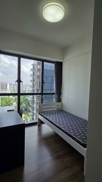 Lake Grande, 2 Jurong Lake Link, 2 Bedrooms, 775 sqft, Condominium For Rent, by Tan B A, 500090342 - Bedroom - PropertyGuru.com.sg