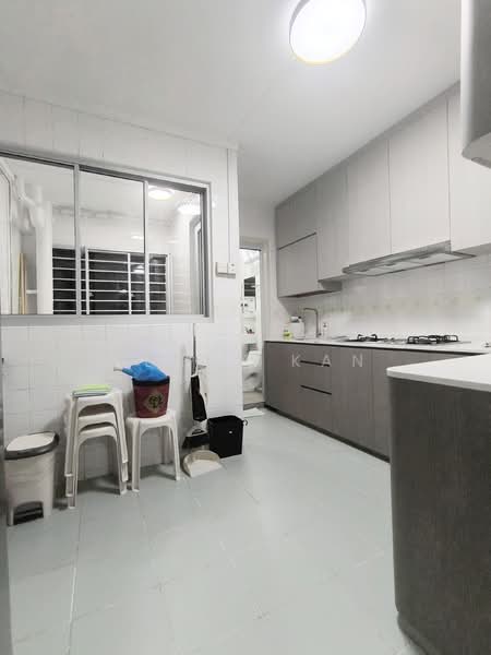 346 Tampines Street 33, 346 Tampines Street 33, 3 Bedrooms, 1,152 sqft, HDB Flat For Rent, by Kenny Kan, 500090344 - Kitchen - PropertyGuru.com.sg