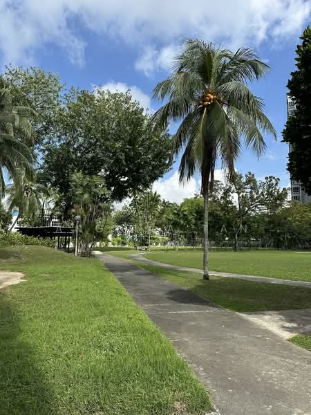 Lakepoint Condo, 2 Lakepoint Drive, 2 Bedrooms, 550 sqft, Condominium For Rent, by Angelia Tan, 500090348 - Condo landscape - PropertyGuru.com.sg