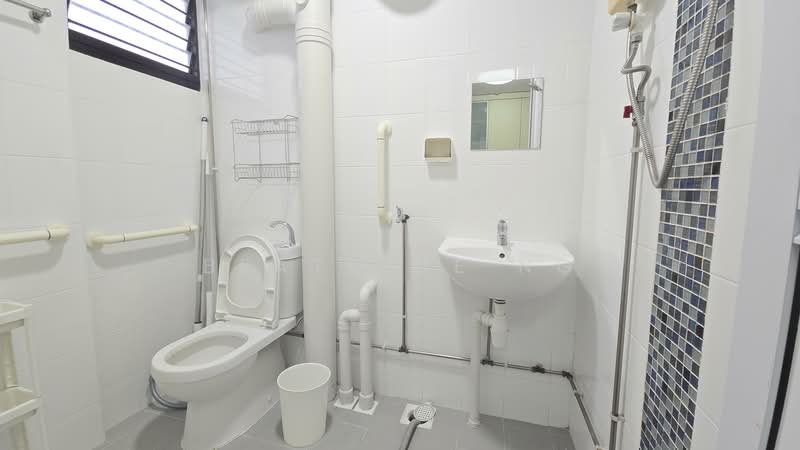 2 Delta Avenue, 2 Delta Avenue, 3 Bedrooms, 1,313 sqft, HDB Flat For Sale, by Beatrice Ng, 500090365 - Bathroom - PropertyGuru.com.sg