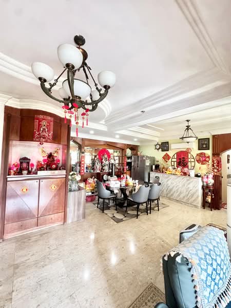 Meralodge Condominium For Sale at S$ 2,680,000 | PropertyGuru Singapore - Living Room