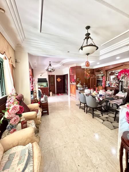 Meralodge Condominium For Sale at S$ 2,680,000 | PropertyGuru Singapore - Living Room