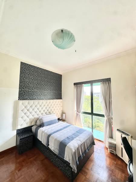 Meralodge Condominium For Sale at S$ 2,680,000 | PropertyGuru Singapore - Bedroom