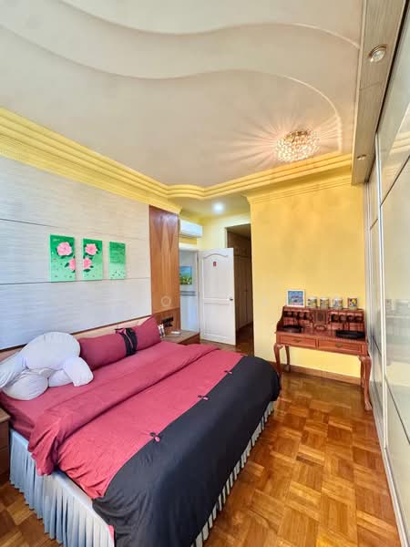 Meralodge Condominium For Sale at S$ 2,680,000 | PropertyGuru Singapore - Bedroom