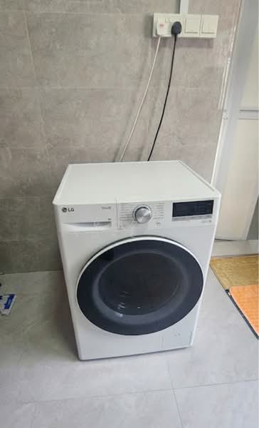 Front Load washer for tenant's use