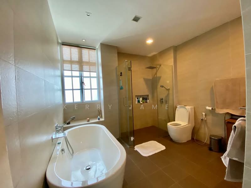 Jalan Tempua - near Botanic Gardens, Jalan Tempua, 6 Bedrooms, 4,800 sqft, Semi-Detached House For Rent, by Kerry James, 500090385 - Bathroom - PropertyGuru.com.sg