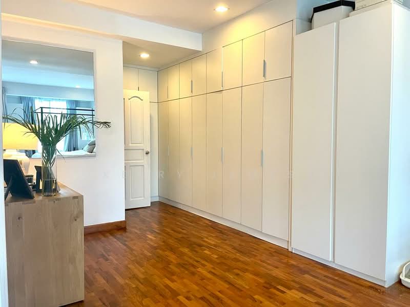 Jalan Tempua - near Botanic Gardens, Jalan Tempua, 6 Bedrooms, 4,800 sqft, Semi-Detached House For Rent, by Kerry James, 500090385 - Bedroom - PropertyGuru.com.sg