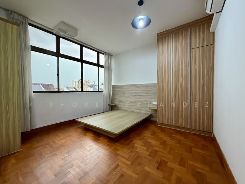 Platina Road Semi-Detached House For Sale at S$ 4,990,000 | PropertyGuru Singapore - Bedroom