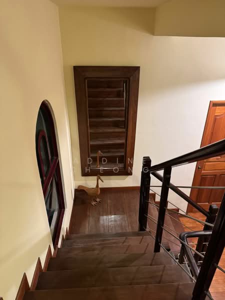 Beautiful and Spacious Detached In Prime Location with Nearby Ammenties, Lorong Mydin, 6 Bedrooms, 2,998 sqft, Detached House For Sale, by Addine Cheong, 500090403 - Interior - PropertyGuru.com.sg