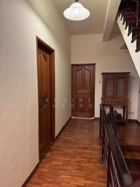 Spacious FH Detached House 5 mins to MRT, Lorong Mydin, 6 Bedrooms, 2,998 sqft, Detached House For Sale, by Addine Cheong, 500090403 - Corridor - PropertyGuru.com.sg