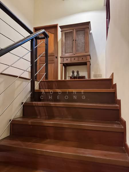 Beautiful and Spacious Detached In Prime Location with Nearby Ammenties, Lorong Mydin, 6 Bedrooms, 2,998 sqft, Detached House For Sale, by Addine Cheong, 500090403 - Interior - PropertyGuru.com.sg