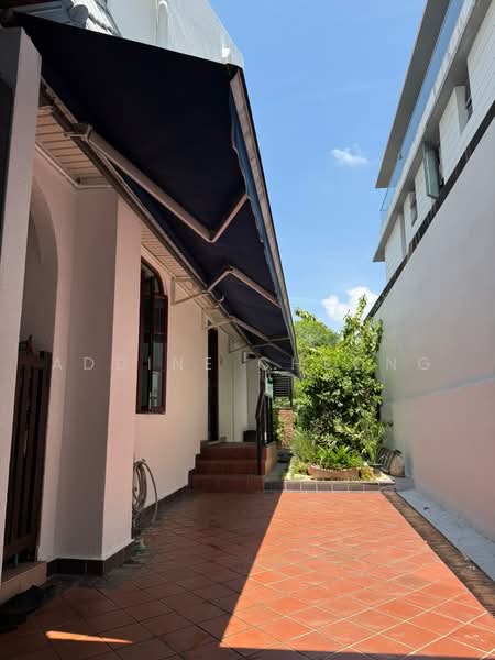 Freehold Detached House 5 mins to MRT, Lorong Mydin, 6 Bedrooms, 2,998 sqft, Detached House For Sale, by Addine Cheong, 500090403 - Exterior - PropertyGuru.com.sg