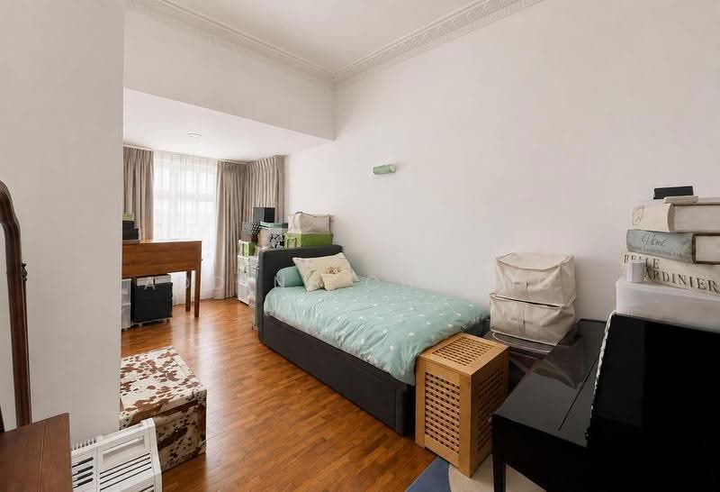 Freehold Detached House 5 mins to MRT, Lorong Mydin, Eunos / Geylang / Paya Lebar, 6 Bedrooms, 2,998 sqft, Detached House For Sale, by Addine Cheong, 500090403 - Bedroom - PropertyGuru.com.sg