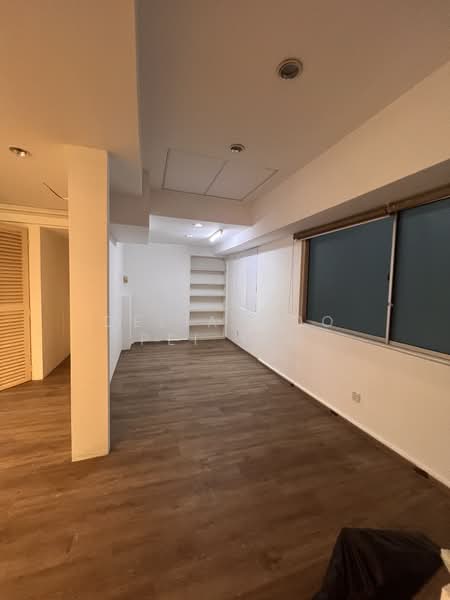 Textile Centre, 200 Jalan Sultan, 883 sqft, Office For Rent, by Delia Woo Pei Yin, 500090405 - Interior - CommercialGuru.com.sg