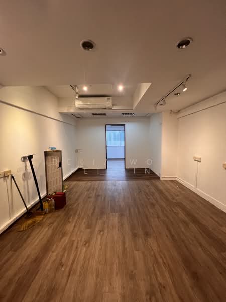 Textile Centre, 200 Jalan Sultan, 883 sqft, Office For Rent, by Delia Woo Pei Yin, 500090405 - Interior - CommercialGuru.com.sg