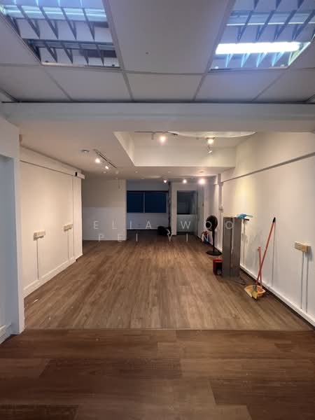 Textile Centre, 200 Jalan Sultan, 883 sqft, Office For Rent, by Delia Woo Pei Yin, 500090405 - Interior - CommercialGuru.com.sg