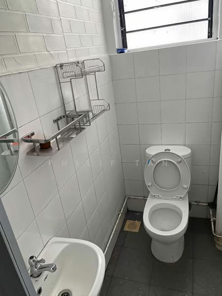 Cavenagh Gardens, 73 Cavenagh Road, Room Rental, 150 sqft, Apartment For Rent, by Philip Tan, 500090414 - Bathroom - PropertyGuru.com.sg