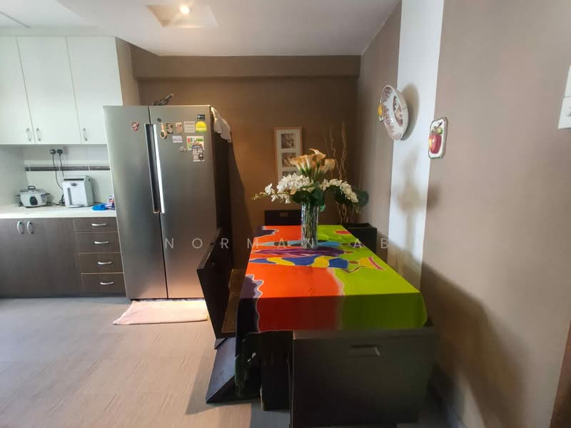 124 Pasir Ris Street 11, 124 Pasir Ris Street 11, 3 Bedrooms, 1,109 sqft, HDB Flat For Rent, by Norman AB, 500090415 - Kitchen - PropertyGuru.com.sg