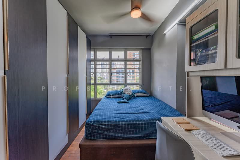 667A Punggol Drive HDB Flat For Sale at S$ 850,000 | PropertyGuru Singapore - Bedroom