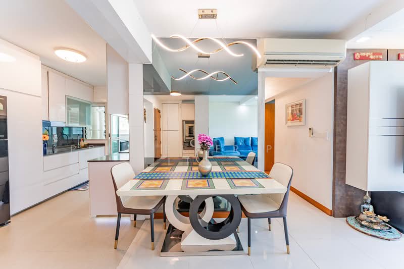 667A Punggol Drive HDB Flat For Sale at S$ 850,000 | PropertyGuru Singapore - Kitchen