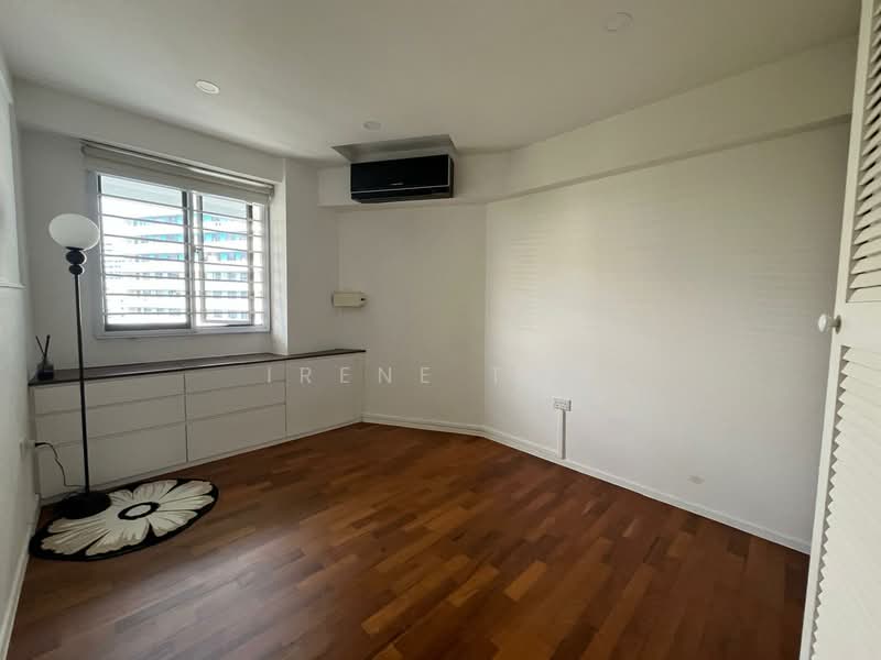 310A Punggol Walk HDB Flat For Sale at S$ 728,000 | PropertyGuru Singapore - master bedroom