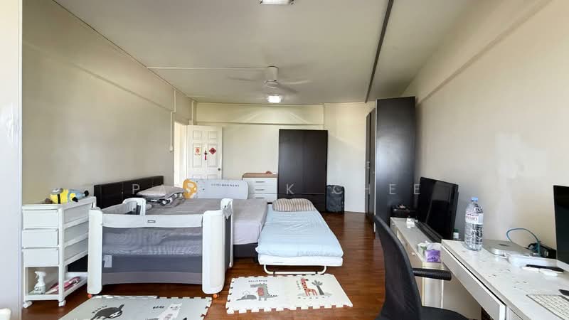 Pandan Valley Condominium For Sale at S$ 3,000,000 | PropertyGuru Singapore - Bedroom