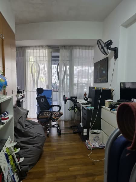 Cote D'Azur Condominium For Sale at S$ 2,860,000 | PropertyGuru Singapore - Study