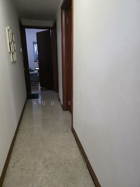 Cote D'Azur Condominium For Sale at S$ 2,860,000 | PropertyGuru Singapore - Corridor