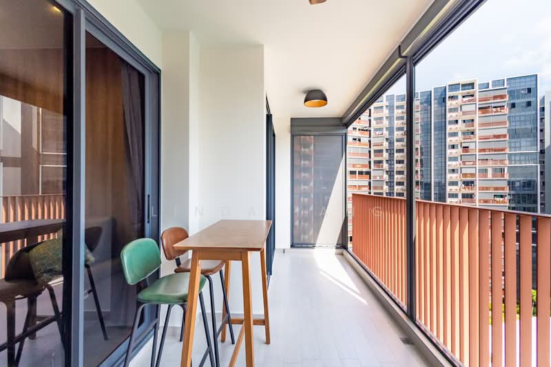 Riverfront Residences Condominium For Sale at S$ 2,300,000 | PropertyGuru Singapore - Balcony