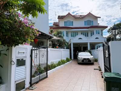 For Sale - Your Zen Sanctuary in D18 Pasir Ris / Tampines - Rare Corner Semi-D