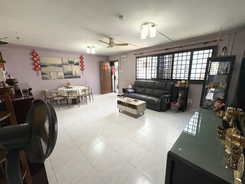 146 Woodlands Street 13, 146 Woodlands Street 13, 3 Bedrooms, 1,001 sqft, HDB Flat For Sale, by Henry Yap Yuen Siong, 500090446 - Living Room - PropertyGuru.com.sg