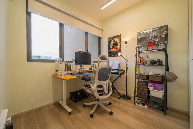 The Watergardens at Canberra Condominium For Sale at S$ 1,230,000 | PropertyGuru Singapore - Study