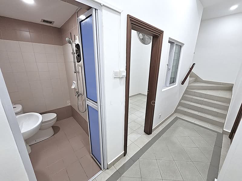 The Compass At Chancery, 6U Chancery Hill Road, 3 Bedrooms, 2,405 sqft, Cluster House For Rent, by Shelly Koh, 500090458 - Bathroom - PropertyGuru.com.sg