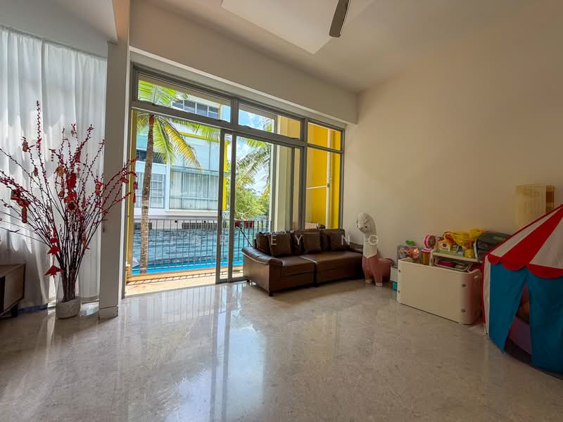 Lighthouse, 161B Jalan Loyang Besar, Changi Airport / Changi Village, 3 Bedrooms, 1,206 sqft, Condominium For Sale, by Jarrey Ng, 500090462 - Living Room - PropertyGuru.com.sg