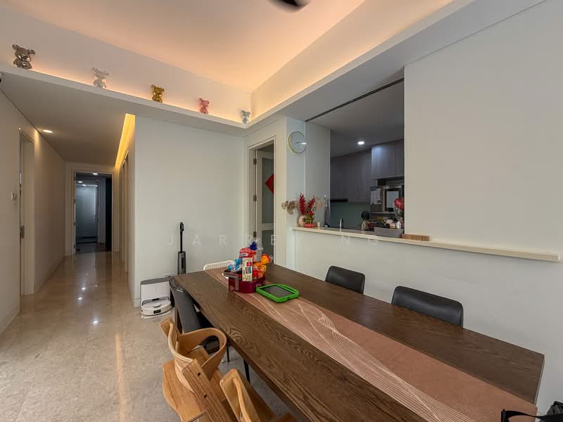 Lighthouse, 161B Jalan Loyang Besar, Changi Airport / Changi Village, 3 Bedrooms, 1,206 sqft, Condominium For Sale, by Jarrey Ng, 500090462 - Dining Room - PropertyGuru.com.sg