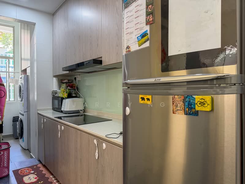 Lighthouse, 161B Jalan Loyang Besar, Changi Airport / Changi Village, 3 Bedrooms, 1,206 sqft, Condominium For Sale, by Jarrey Ng, 500090462 - Kitchen - PropertyGuru.com.sg