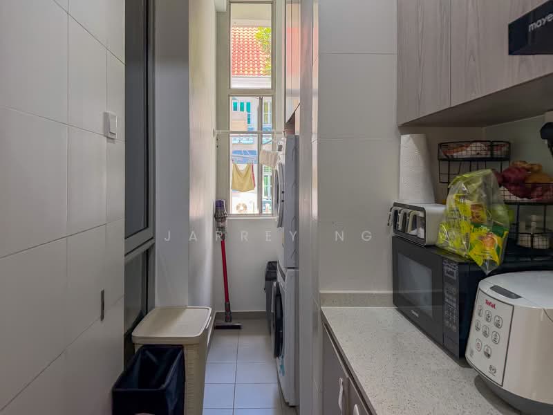 Lighthouse, 161B Jalan Loyang Besar, Changi Airport / Changi Village, 3 Bedrooms, 1,206 sqft, Condominium For Sale, by Jarrey Ng, 500090462 - Kitchen - PropertyGuru.com.sg