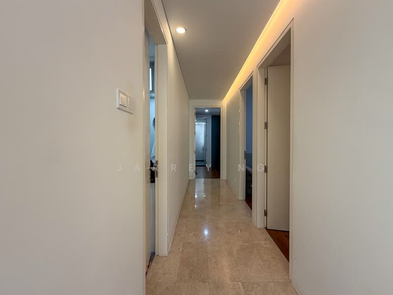 Lighthouse, 161B Jalan Loyang Besar, Changi Airport / Changi Village, 3 Bedrooms, 1,206 sqft, Condominium For Sale, by Jarrey Ng, 500090462 - Corridor - PropertyGuru.com.sg