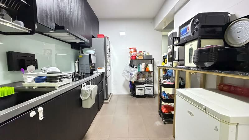 154A Bedok South Road HDB Flat For Sale at S$ 960,000 | PropertyGuru Singapore - Kitchen